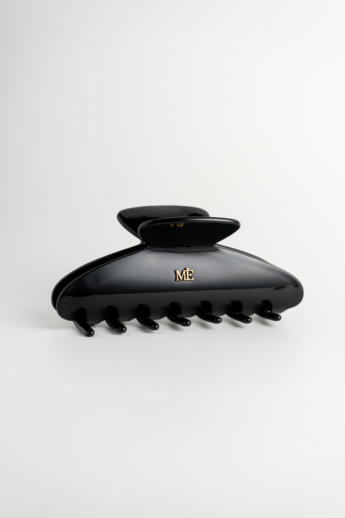 The Signature Claw - Emblem Edition, Classic Noir