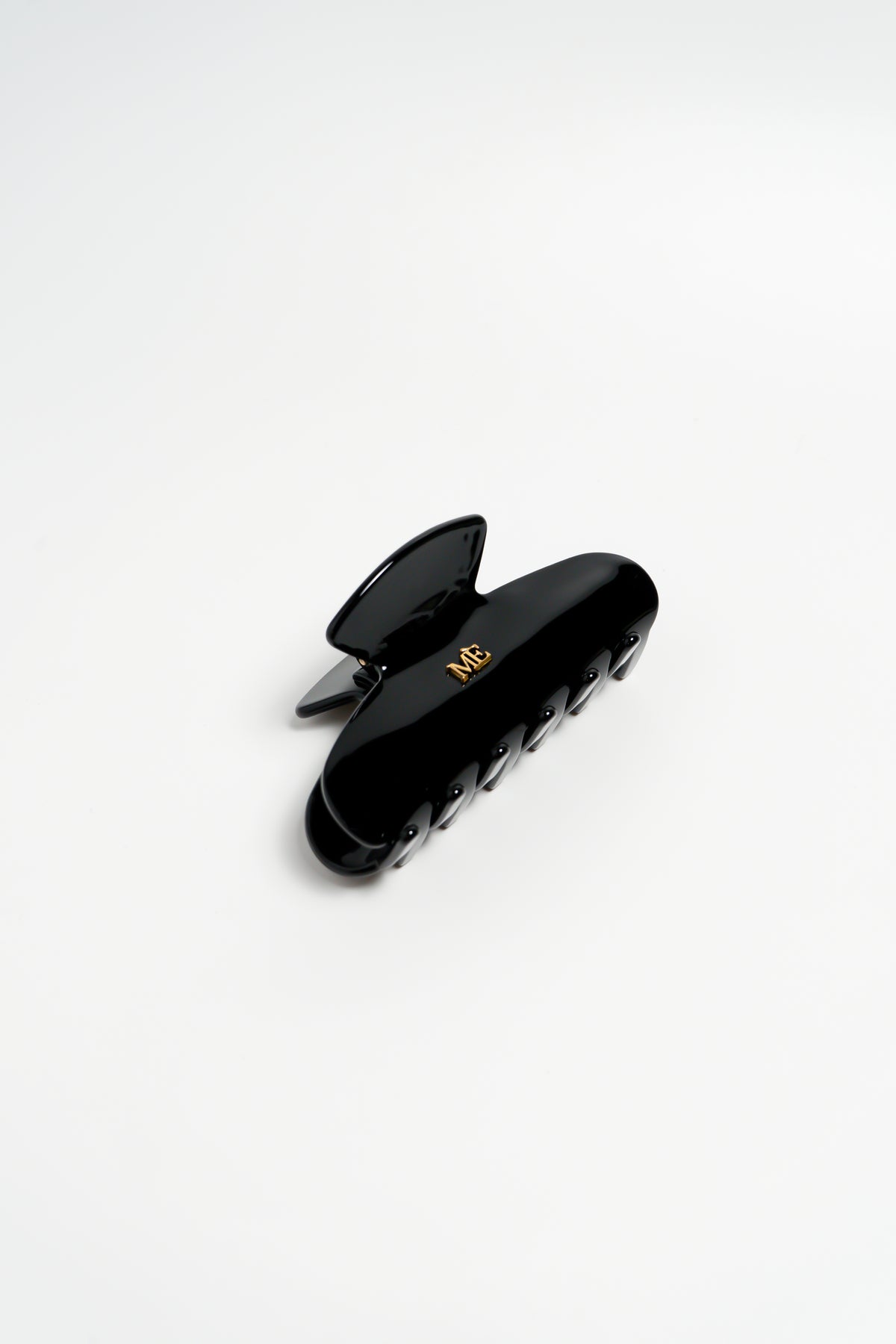 The Signature Claw - Emblem Edition, Petite Noir