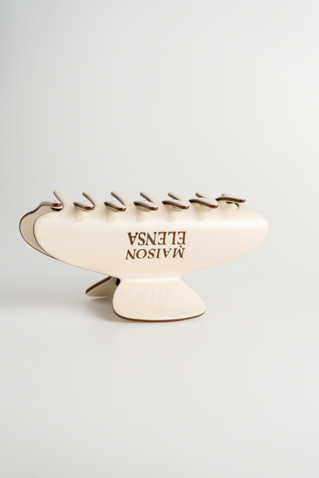 The Signature Claw - Engraved Edition, Classic Off-White