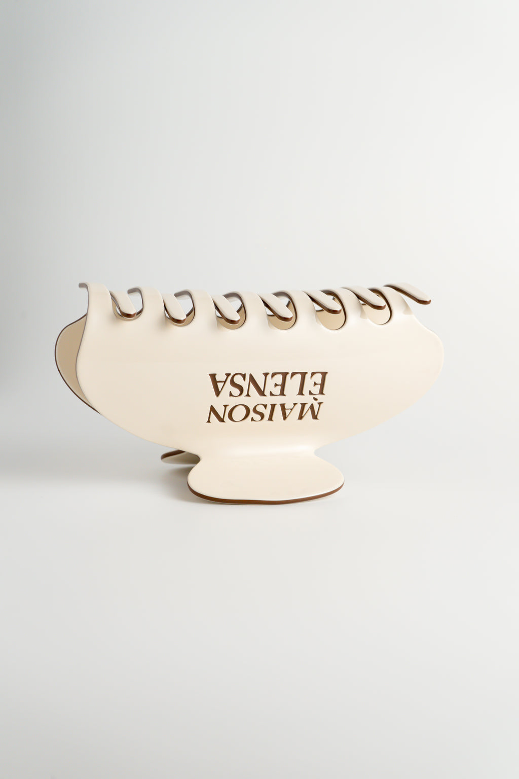 The Signature Claw - Engraved Edition, Grande Off-White